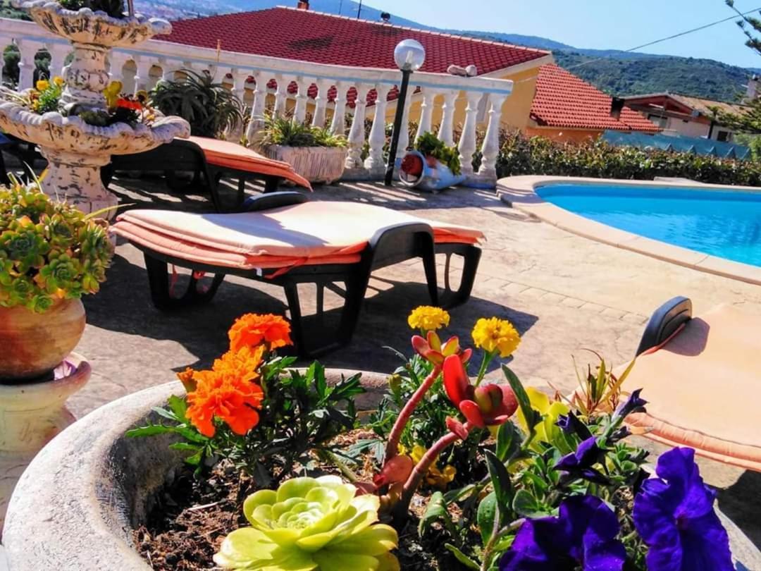 Bed and Breakfast La Finestra Sul Mare Budoni Exterior foto
