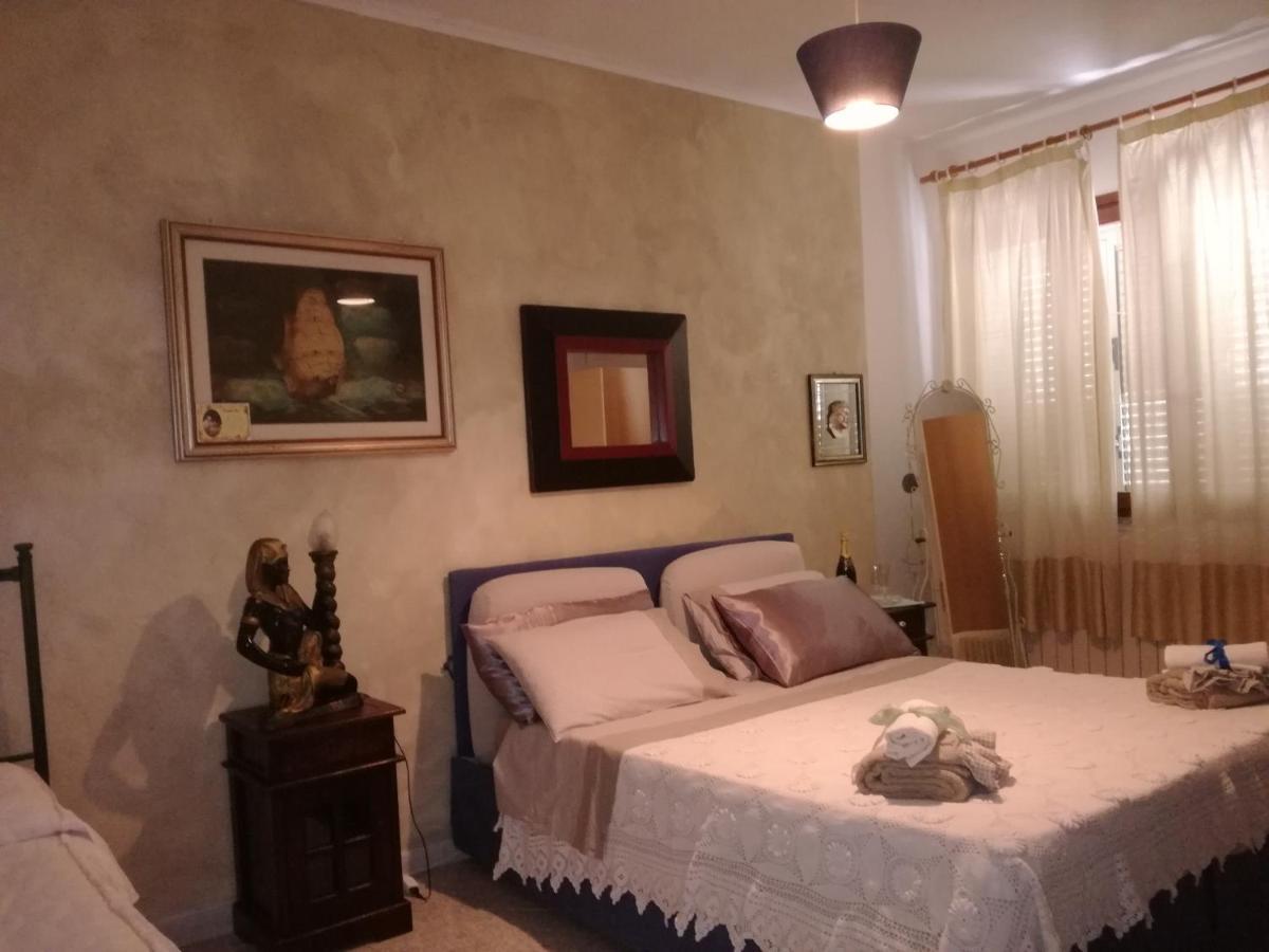 Bed and Breakfast La Finestra Sul Mare Budoni Exterior foto