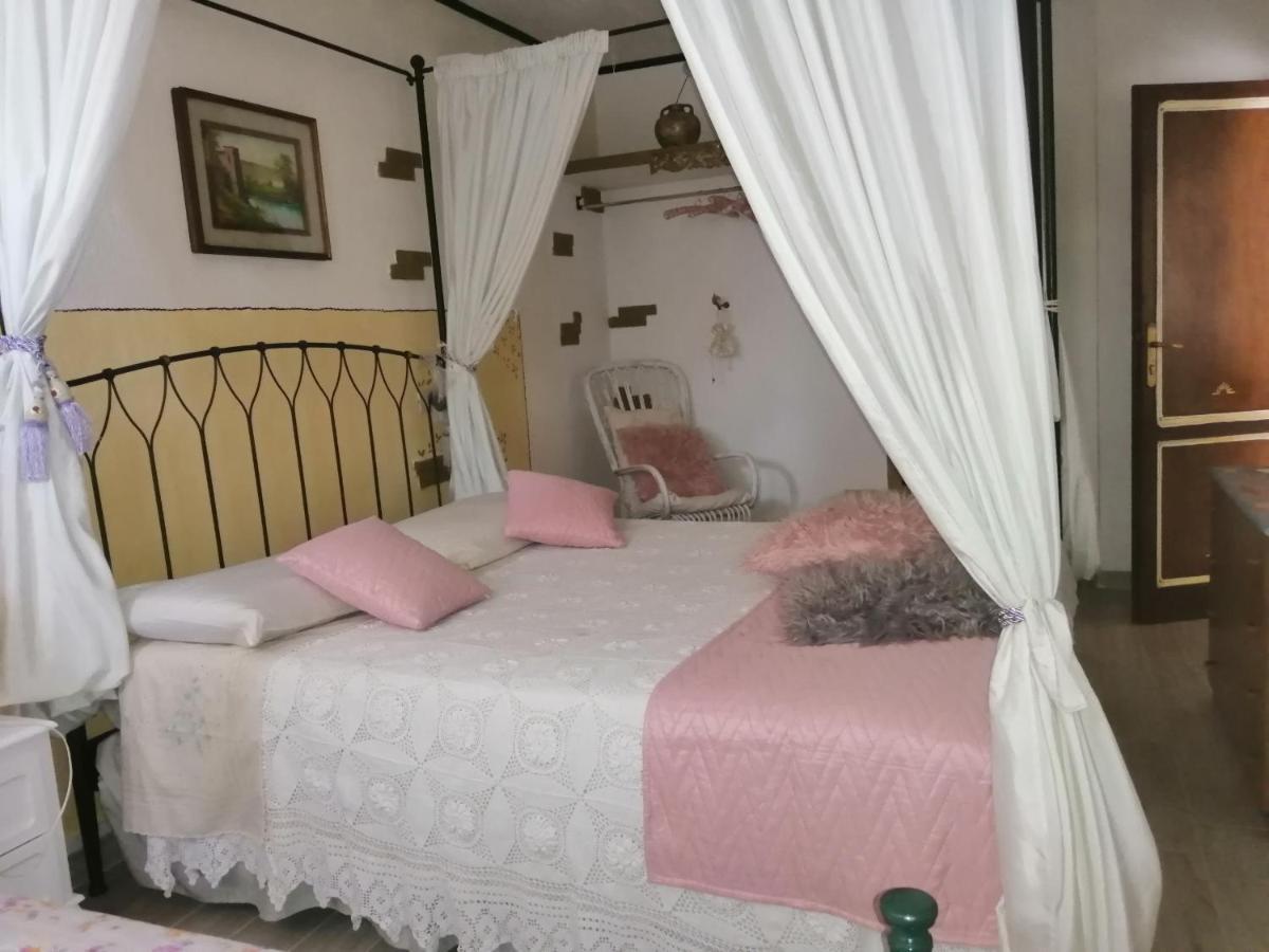 Bed and Breakfast La Finestra Sul Mare Budoni Exterior foto
